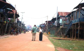 Kampong Phluk Floating Village, A Unique Cultural Experience