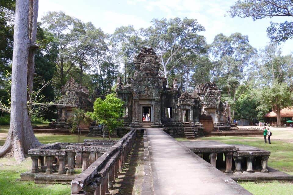 Baphuon Temple 2 Bapoun Temple