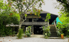 Bun Roeung's Ancient House