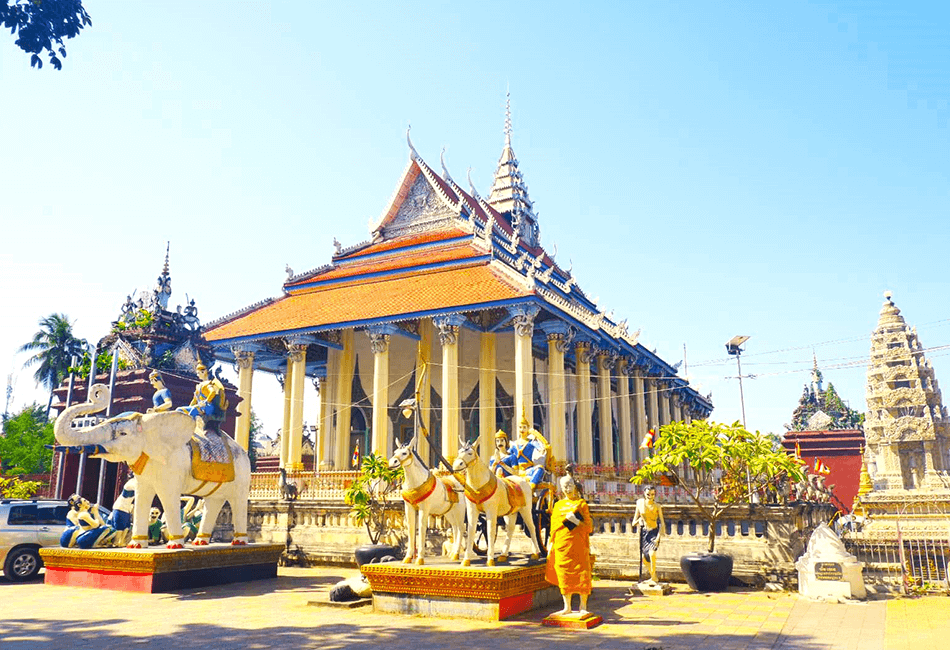 Damrey Sor Pagoda in Battambang