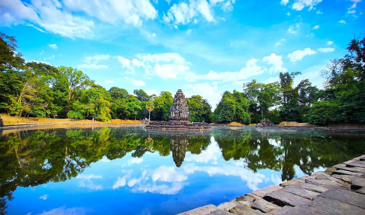 Neak Poan Temple