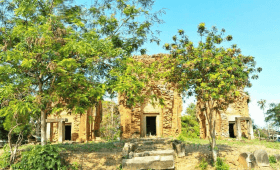 Prasat Sneung Battamang