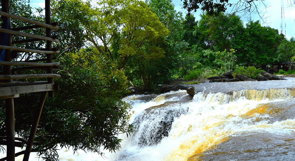Kbal Chhay Waterfalls Sihanukville