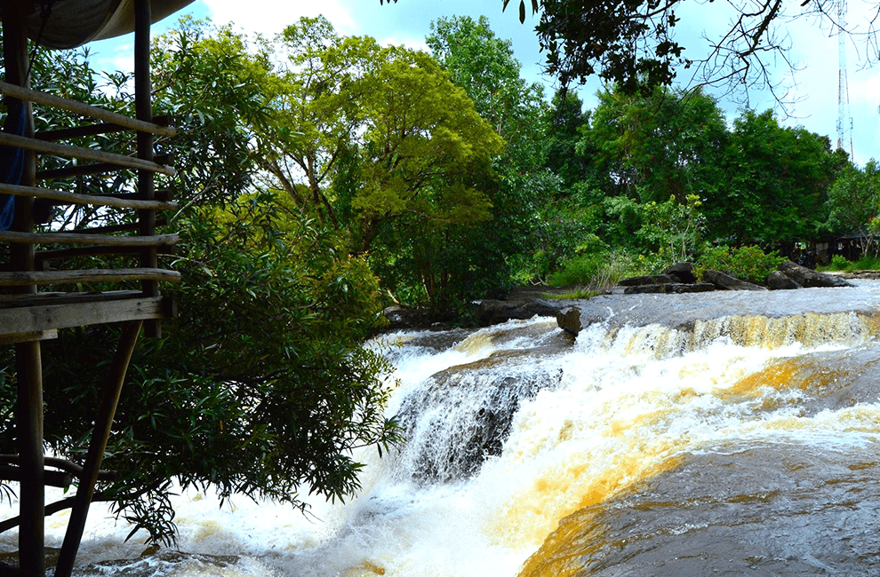 Kbal Chhay Waterfalls Sihanukville