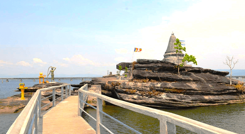 Khun Chhang Khun Phen