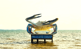 Krung Kep Blue Swimmer Crab Statue