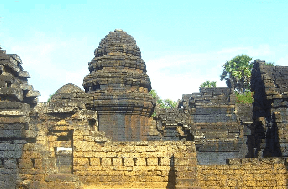 Kuhak Nokor Temple