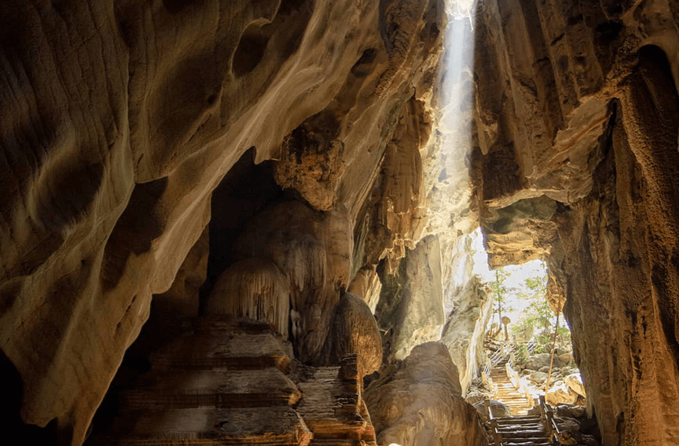 Phnom Chhngok Cave 3 Phnom Chhngok Cave