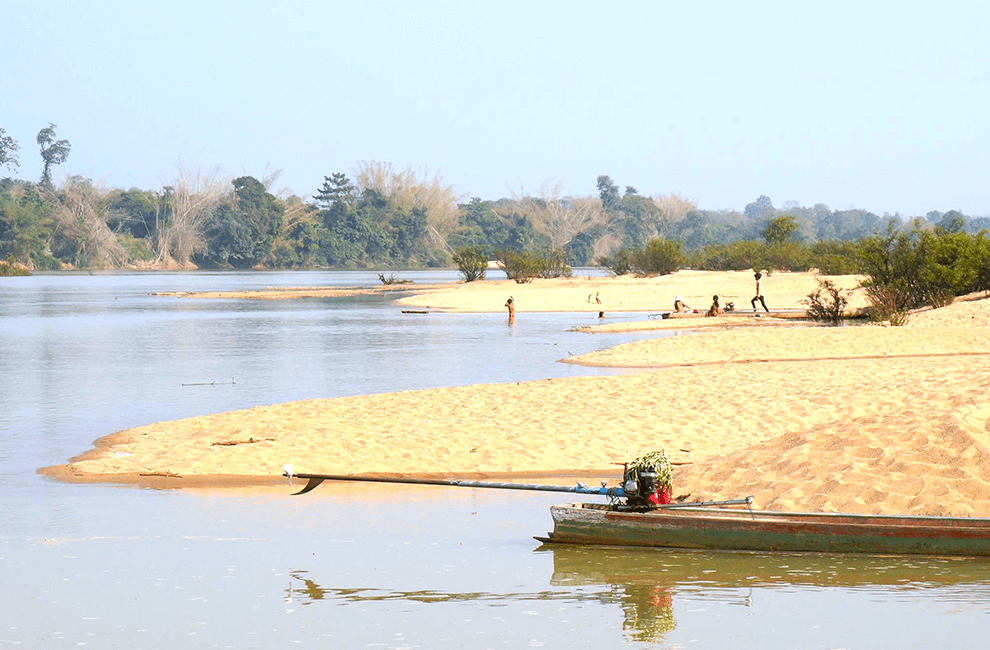 Sesan River in Ratanakiri 3 Sesan River