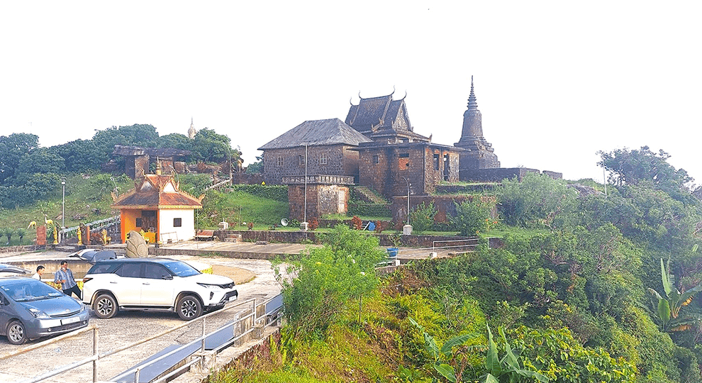 Wat Sampov Pram