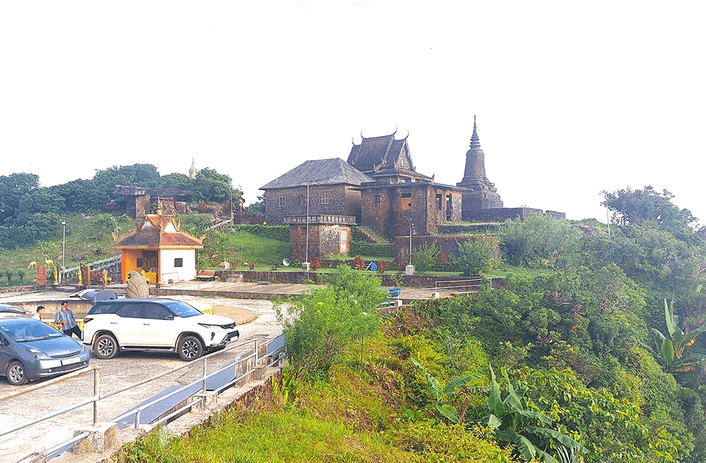 Wat Sampov Pram