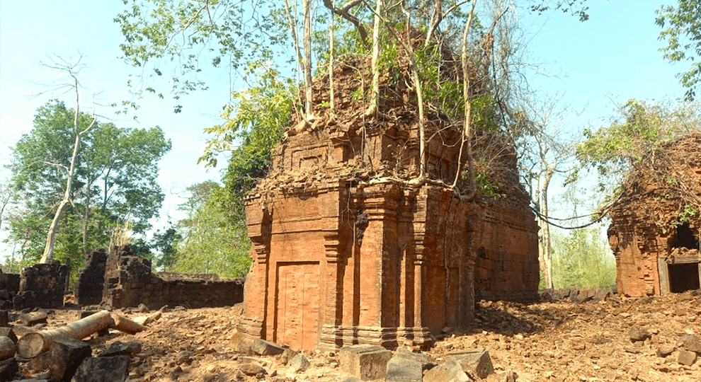 Neak Buos Temple