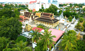Wat Kandal​ Pagoda