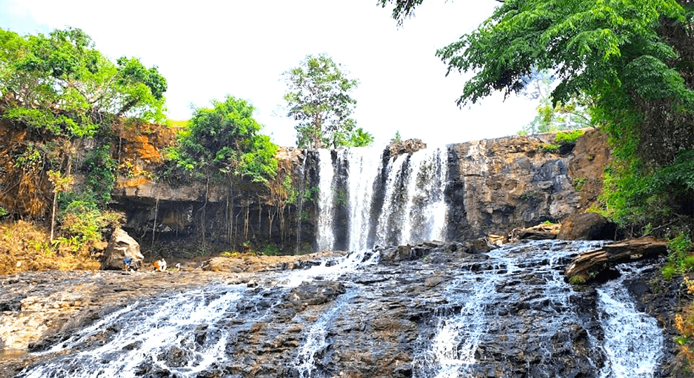 Bou Sra Waterfall