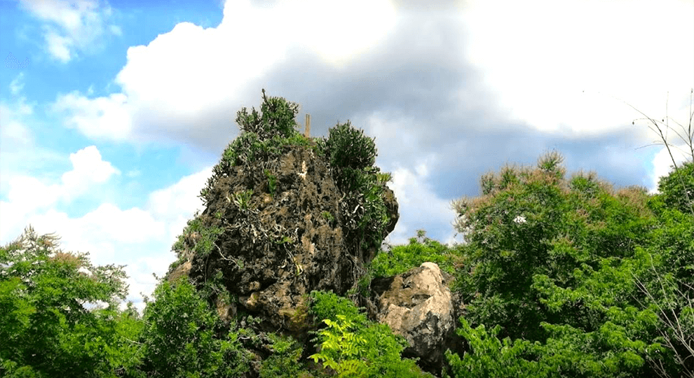 Phnom Bak and Phnom Chen Chung