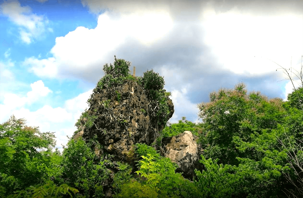 Phnom Bak and Phnom Chen Chung