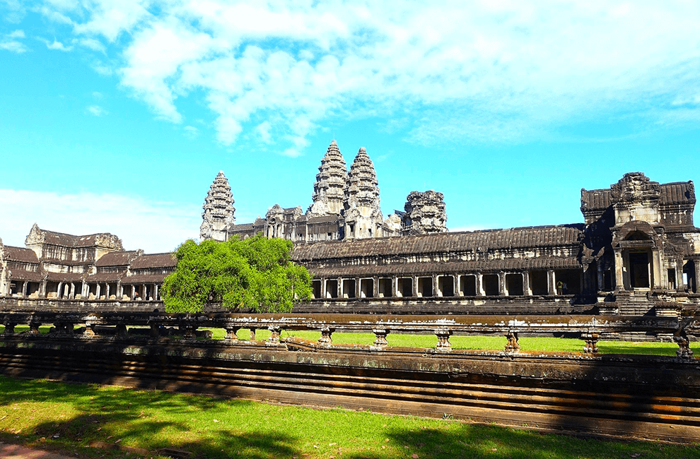 Comprehensive Guide On How To Visit Angkor Wat: Good Explain