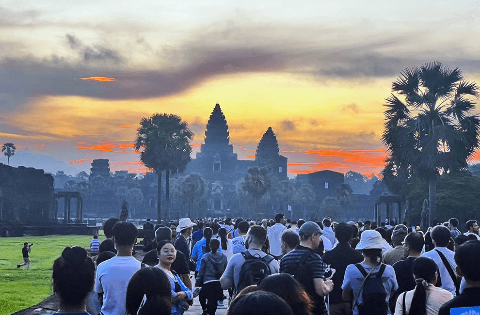 Perfect Guide to Visit Angkor Wat