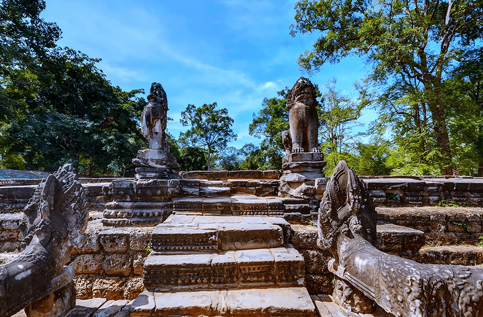 Beauty of Srah Srang: The Spectacular Royal Bathing Pool 3 Srah Srang Bathing Pool