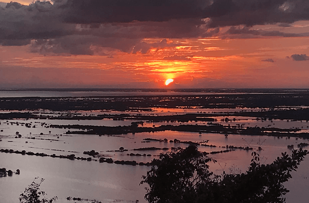 Best Spots to See Sunrise in Siem Reap 4 Sunrise over Phnom Krom