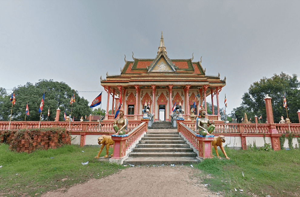 Wat Phnom in Stung Treng