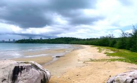 Thik Beach Koh Puos Island