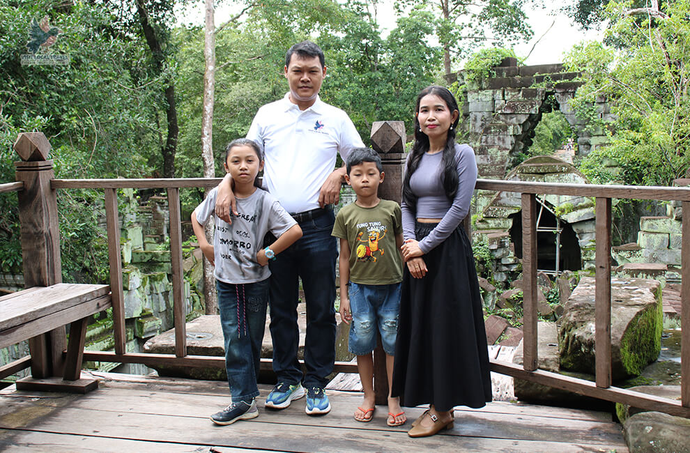 Tailor Made Tour Guide