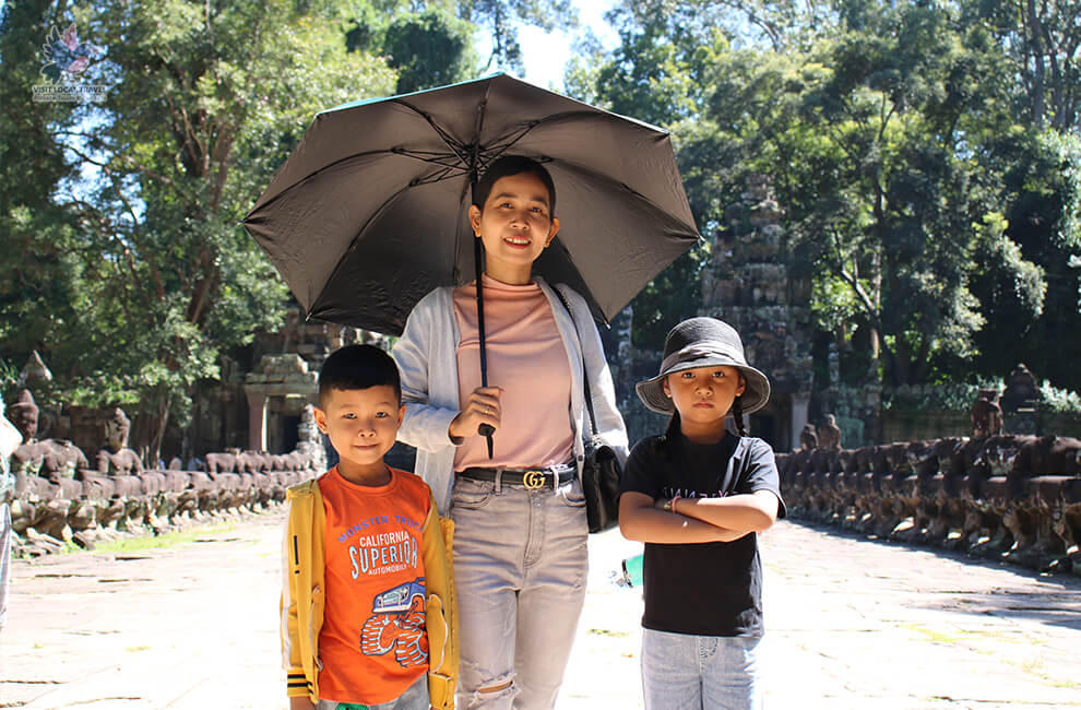 Family Tour Package aroung Angkor Wat