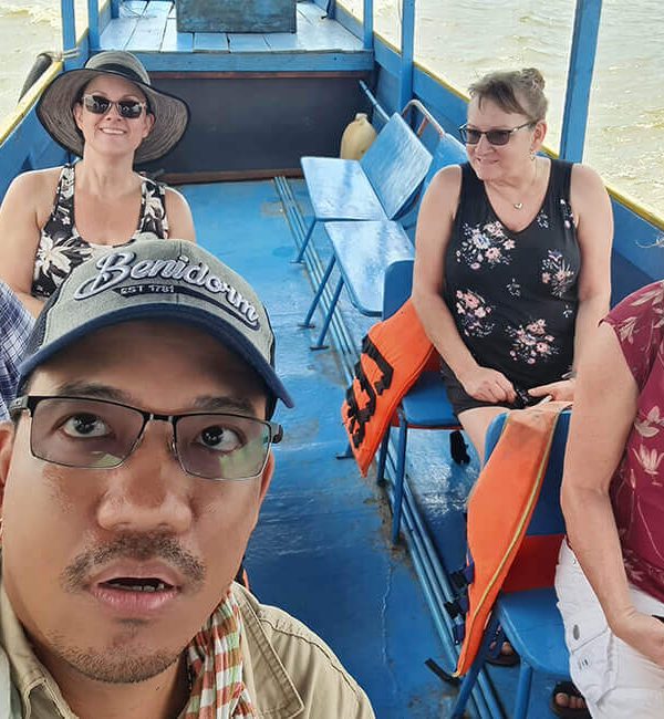 Boat Tour to Floatign Village