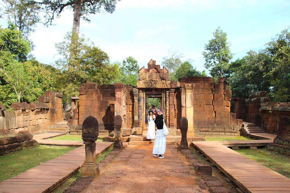 Banteay Srei Secret Tour