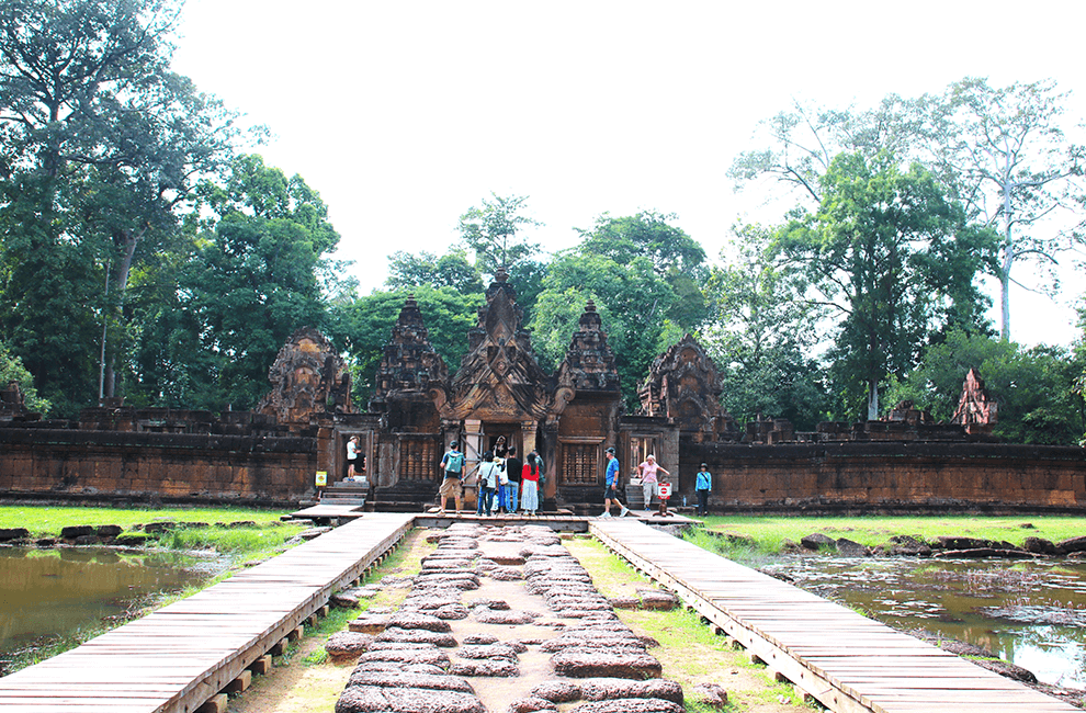 Banteay Srey Temple