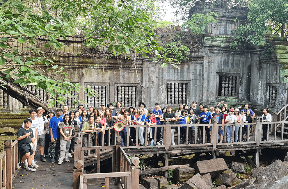 Beng Mealea Temple Tour