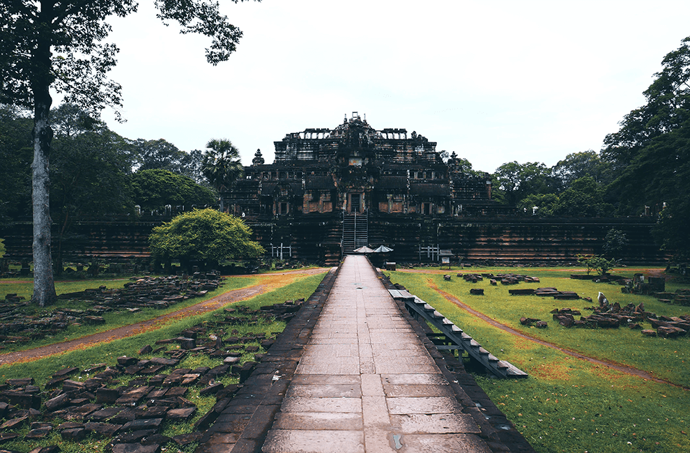 Baphuon Temple Tour