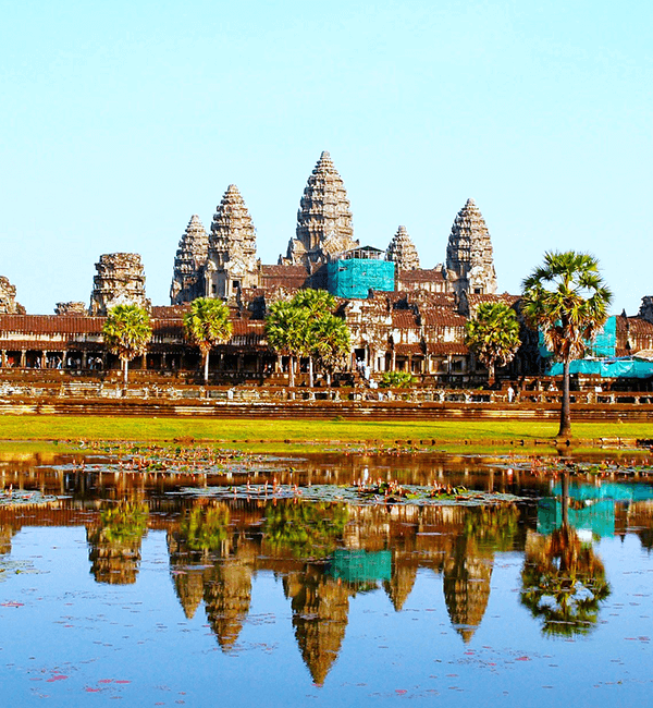 Popular Angkor Day Tour: Angkor Wat Temple