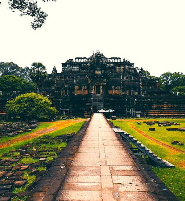 Popular Angkor Day Tour: Baphuon Temple