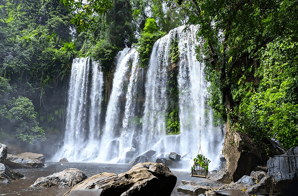 Discover the Majestic Phnom Kulen Waterfalls on a Banteay Srei Tour