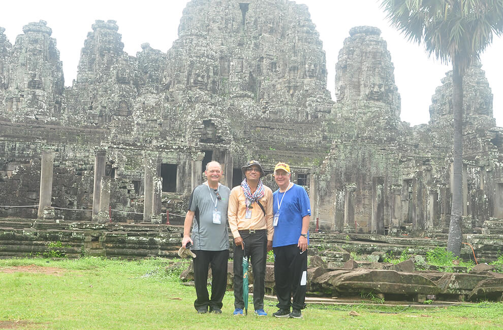 Bayon Angkor Tour Guide