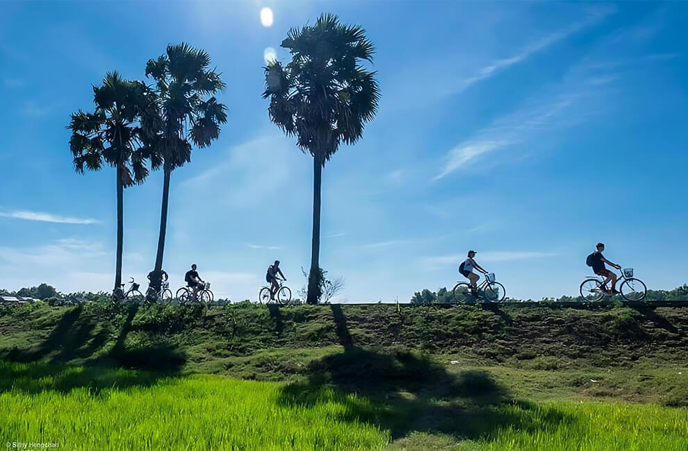 Koh Trong Bike Tour with Snacks