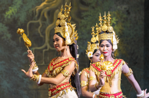Apsara Dance Performance and Buffet Dinner tour in Cambodia, Siem Reap